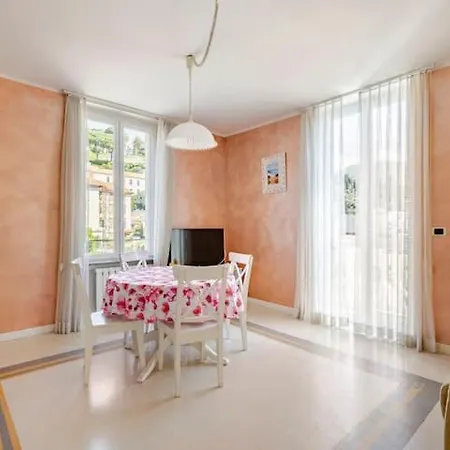 Apartment Casa Robutti B *